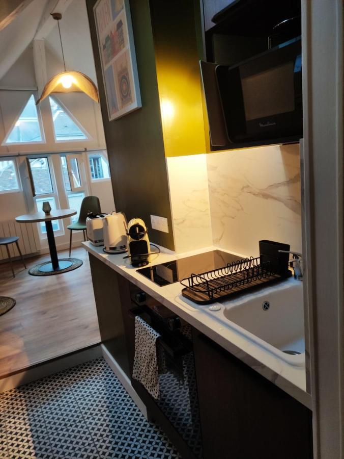 Studio Jeanne L Apartment Руан Екстериор снимка